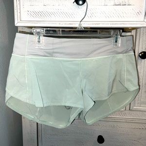 Mint Lulu lemon shorts. Size 8. great condition.